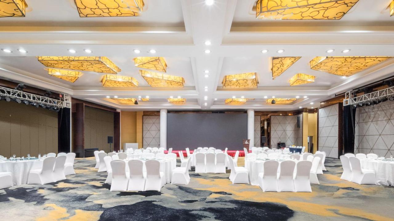 Holiday Inn Shijiazhuang Central By Ihg Exteriér fotografie