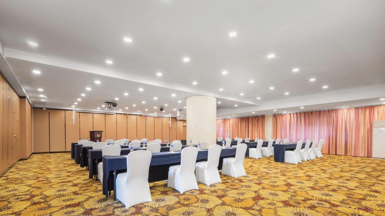 Holiday Inn Shijiazhuang Central By Ihg Exteriér fotografie